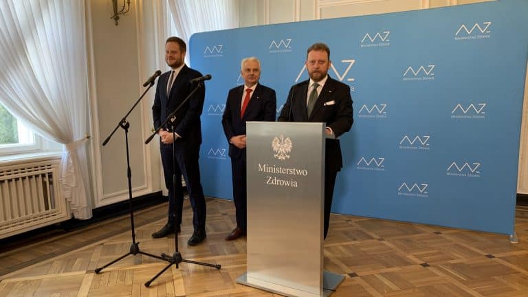 Ministerstwo Zdrowia: Mamy 270 nowych przypadków zakażenia koronawirusem, zmarło 13 osób