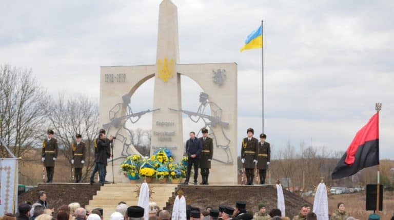 Ukraina: Odsłonięto pomnik poświęcony oblężeniu Lwowa