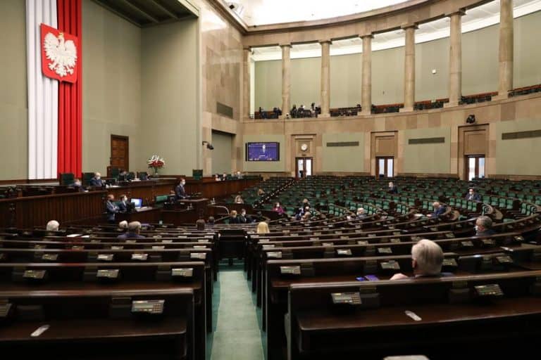 Sejm w pierwszym czytaniu przyjął projekt ustawy PiS o wyborach prezydenckich
