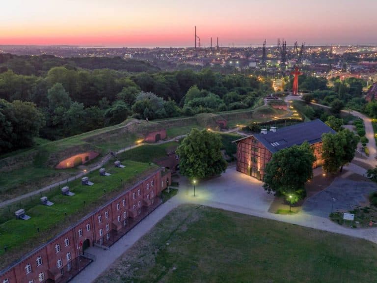 Hevelianum otwiera ponownie dwie wystawy multimedialne