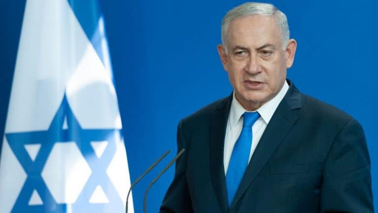 Izrael: Binjamin Netanjahu zaproponował by… wszczepiać dzieciom mikroczipy