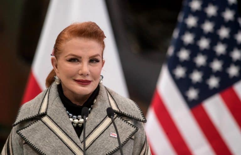 Georgette Mosbacher stwierdziła, że sieć 5G to „jak umieszczenie kamery w każdym domu”