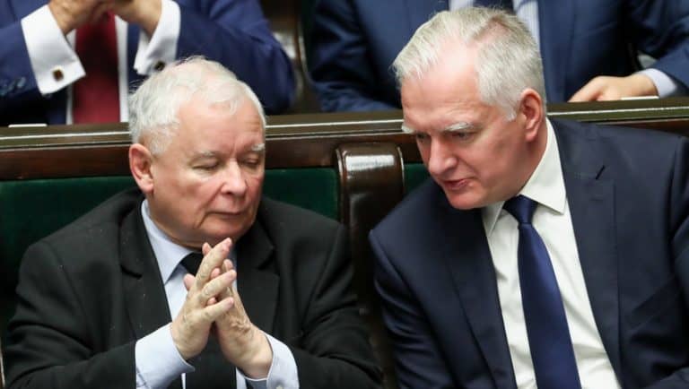 Kto zyskuje, kto traci? Sondaż dla RMF FM i „DGP”