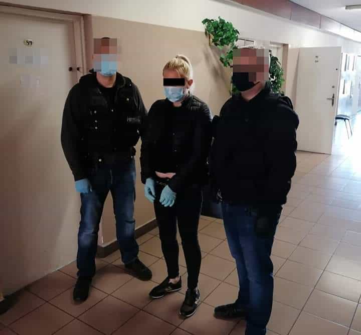 Zatrzymano sprawców wyłudzenia metodą „na policjanta” kwoty 370 tys. zł
