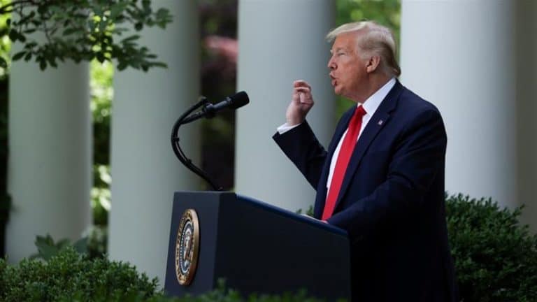 Donald Trump podpisał rozporządzenie o reformie policji