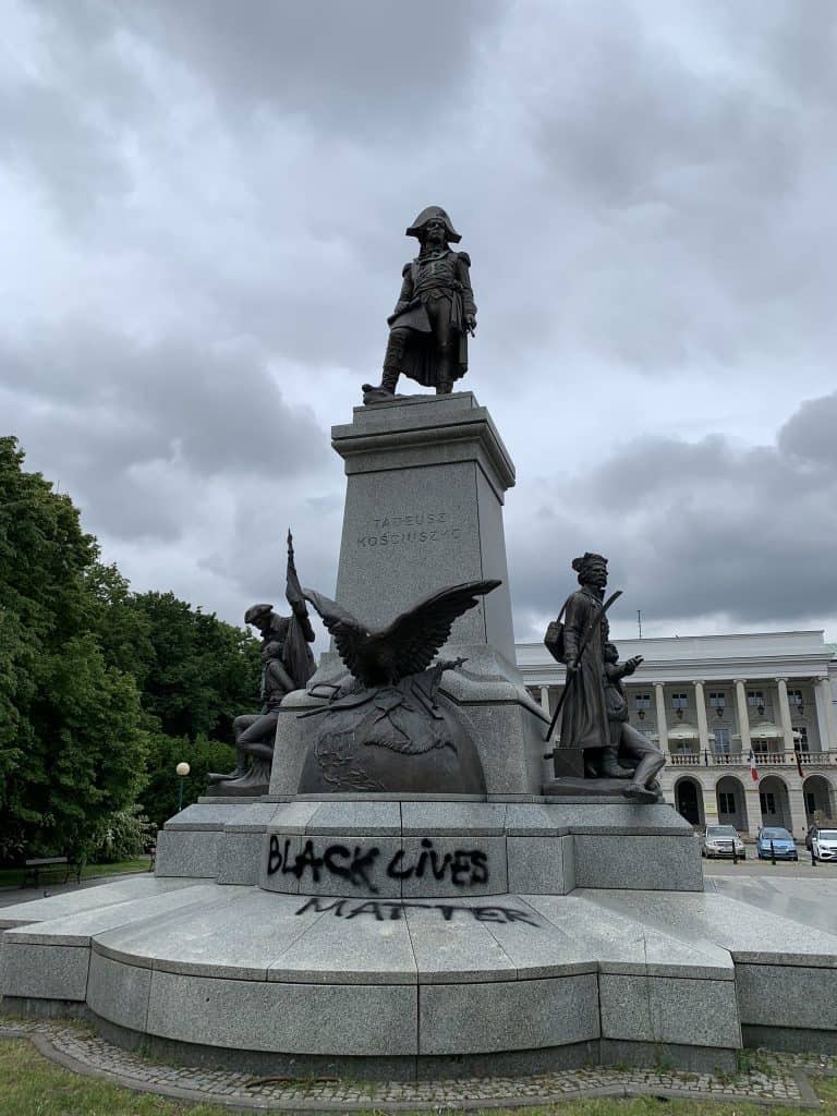 Zdewastowano pomnik Tadeusza Kościuszki w Warszawie