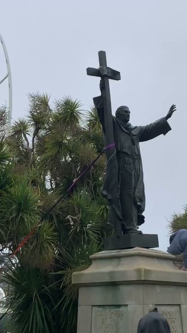 Szczególna nienawiść kierowana jest przeciwko chrześcijaństwu – w San Francisco zburzono pomnik św. Junipery