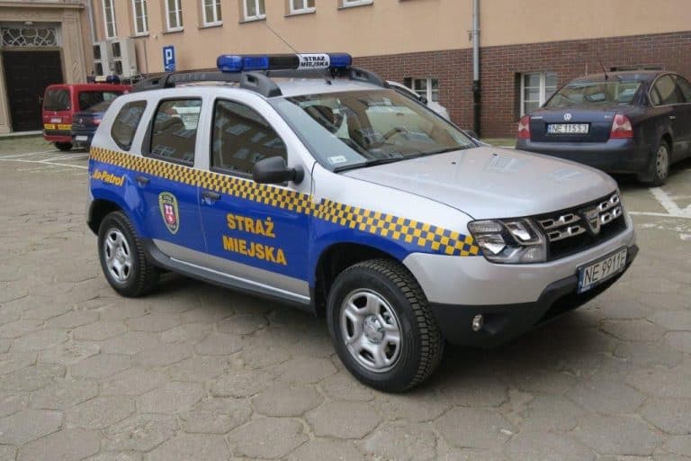 W Wałbrzychu strażnicy miejscy usuwali banery jednego z kandydatów