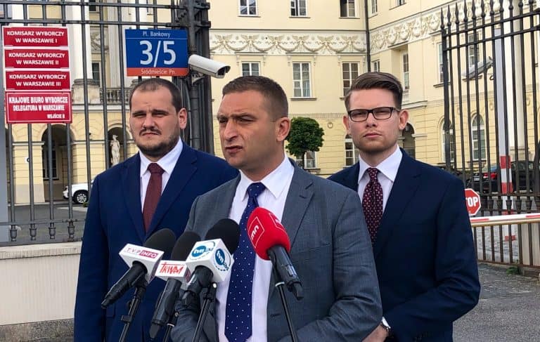 Robert Bąkiewicz zawiadamia prokuraturę w sprawie finansowania przez Rafała Trzaskowskiego bojówkarzy Antify