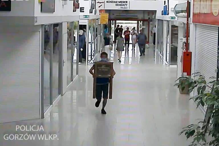 Ukradli pieniądze zbierane na ciężko chorych z hospicjum, mają na koncie włamania do kościołów