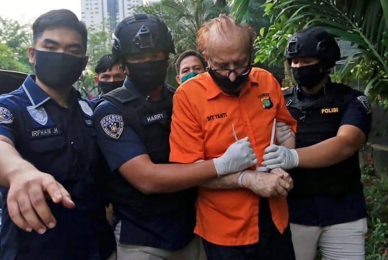 W Indonezji zatrzymano Francuza oskarżonego o molestowanie ponad 300 dzieci