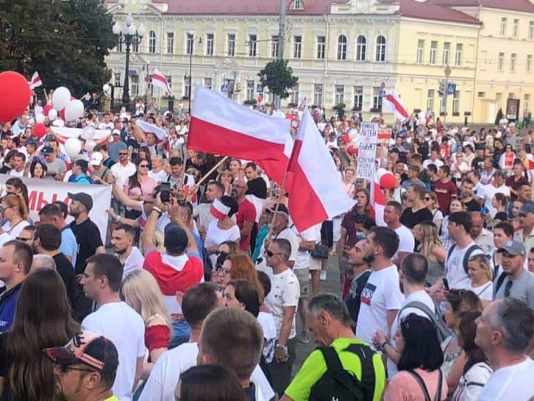 Czarnecki: Nie zapominajmy o Polakach mieszkających na Białorusi