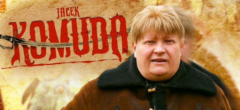 Znani pisarze wspierają Jacka Komudę: „Nie spotkaliśmy się z tak zajadłym atakiem”