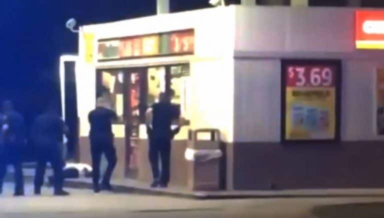 Czarnoskóry nożownik został zastrzelony przez policję