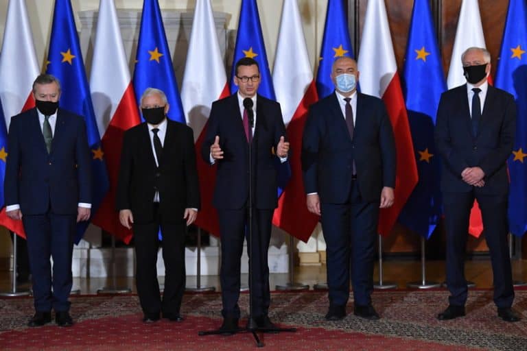 Premier Mateusz Morawiecki zaprezentował nowych ministrów w swoim rządzie