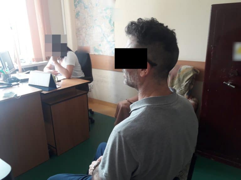 Brytyjczyk zdemolował i podpalił pokój hotelowy