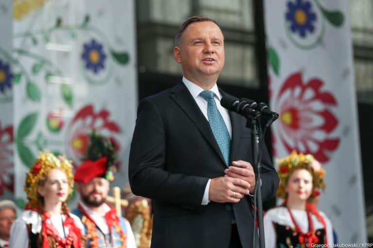 Prezydent Duda zawetuje „piątkę dla zwierząt” Kaczyńskiego?