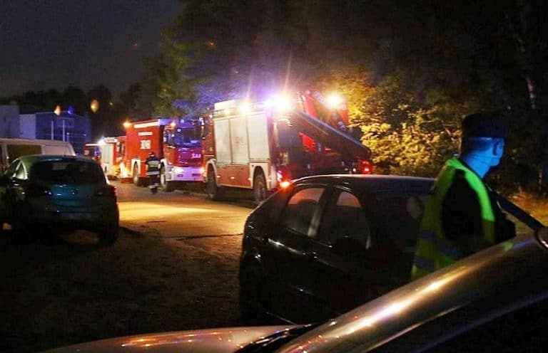 Pożar w Hucie Szkła w Orzeszu, pracownicy zdołali się ewakuować