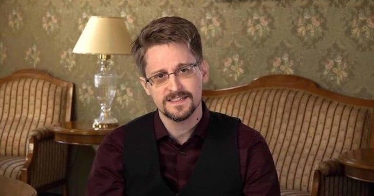 Edward Snowden otrzymał rosyjskie obywatelstwo