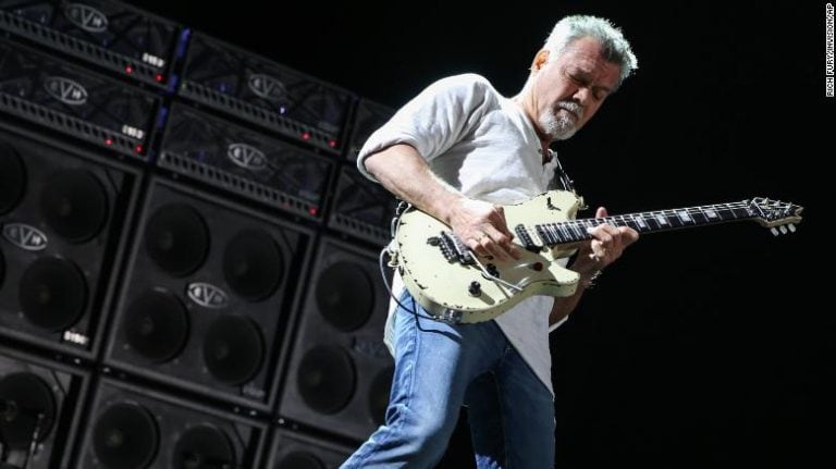 Zmarł legendarny gitarzysta Eddie Van Halen