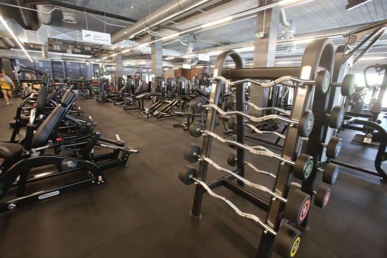 Polska Federacja Fitness grozi protestem przed sejmem po informacji o zamknięciu siłowni i klubów fitness