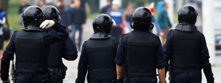 Białoruś: Zmarł mężczyzna skatowany przez milicjanótw
