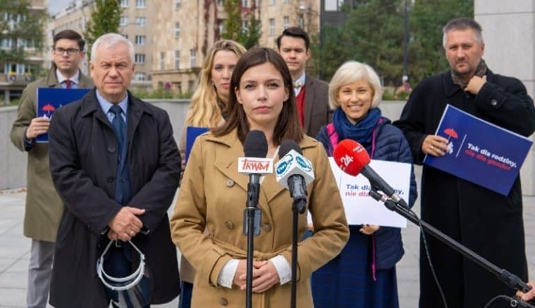 „Tak” dla wypowiedzenia Konwencji stambulskiej. Rusza oficjalna zbiórka podpisów