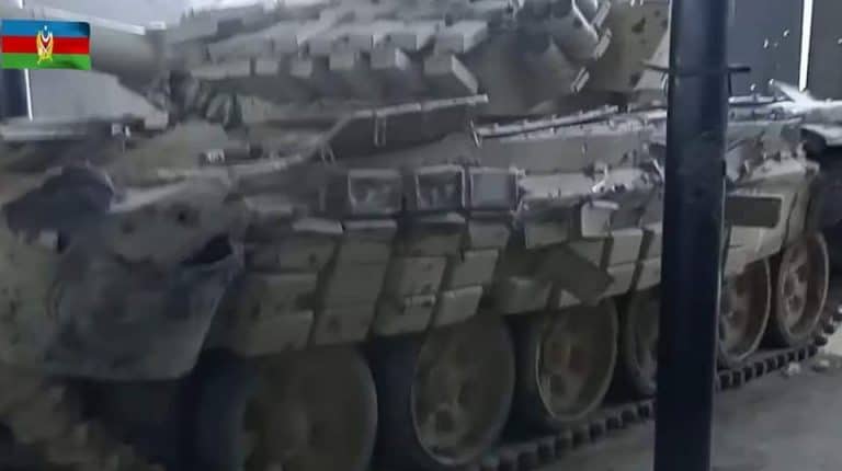 Armia azerbejdżańska pokazała sprzęt zdobyty w bitwie o Fuzuli