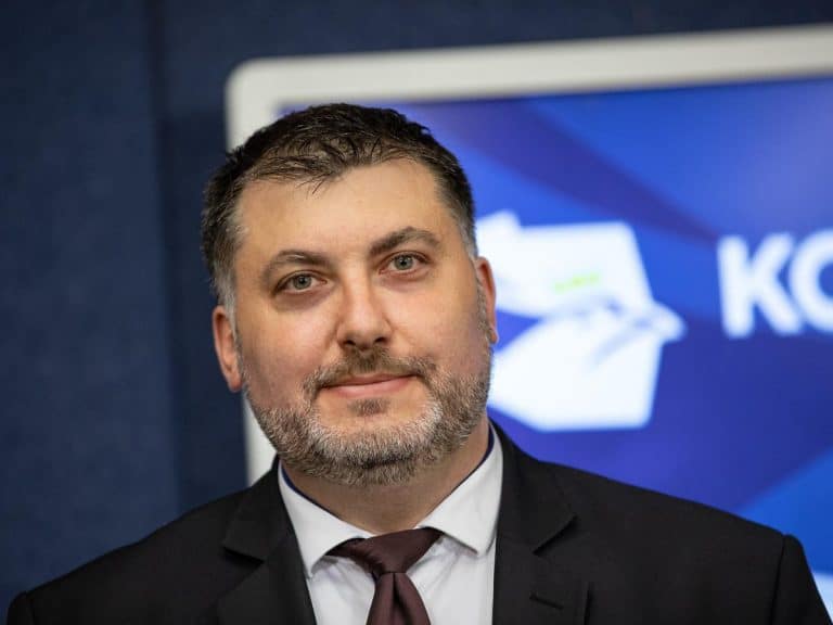 Poseł Dziambor z uznaniem o oddających osocze