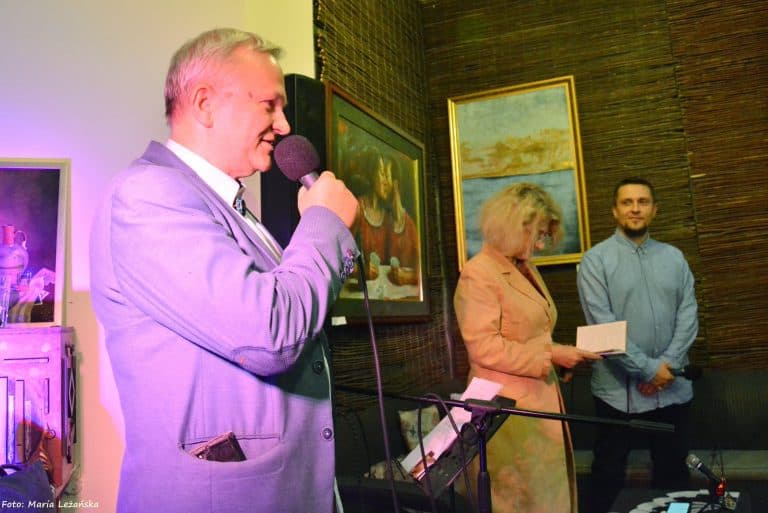 Rozmowa z poetą Piotrem Oczkowskim