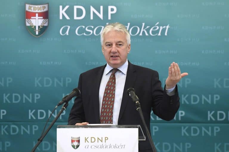 Węgrzy rozważają wprowadzenie do swej konstytucji zakazu propagowania ideologii gender