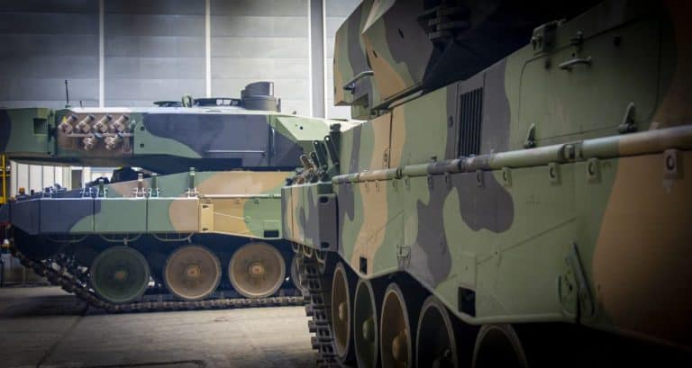 Kolejne czołgi Leopard 2PL wyruszają do Wesołej