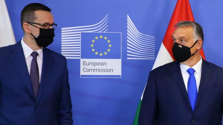Większość Polaków popiera sprzeciw Polski wobec powiązania środków unijnych z praworządnością