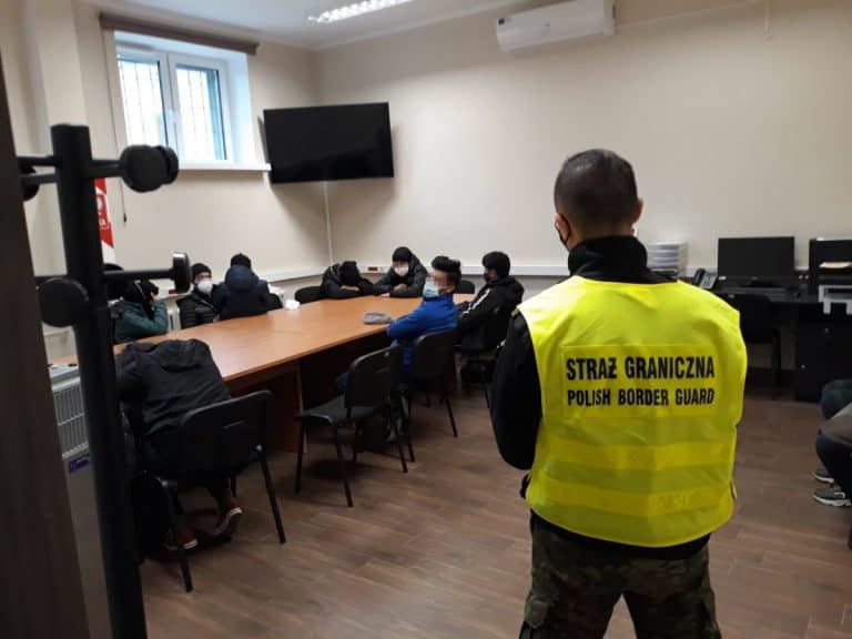 Grupa kilkunastu Syryjczyków zamierzała dotrzeć przez Polskę do Niemiec