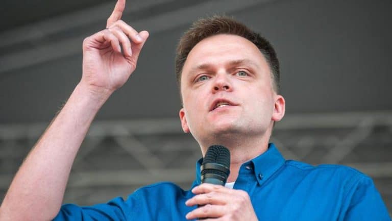 Szymon Hołownia domaga się delegalizacji Stowarzyszenia Marsz Niepodległości