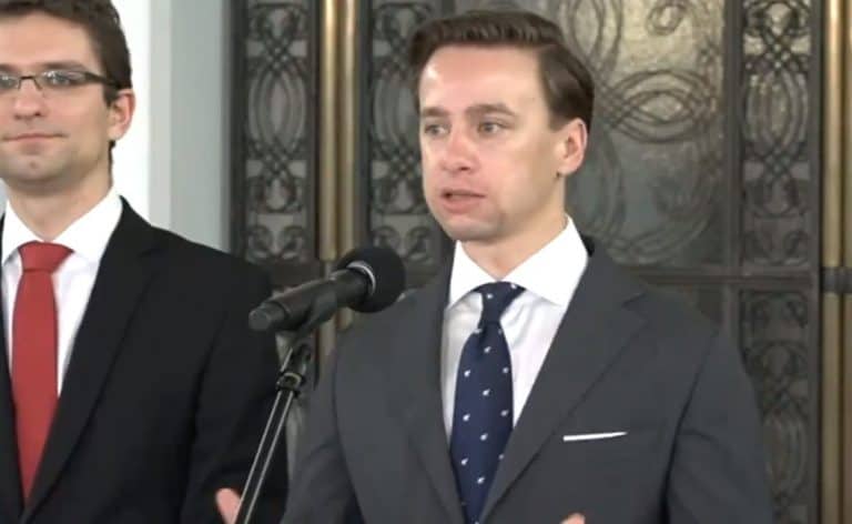 Bosak odpowiada Danucie Huebner: „Wczoraj Moskwa, dziś Bruksela”