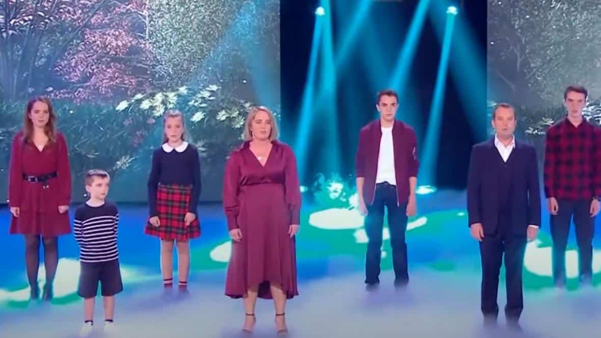 Francuska rodzina wygrała w programie „Mam Talent”. Lewica: „Zbyt katoliccy, zbyt drobnomieszczańscy, obrzydliwi i… zbyt francuscy”