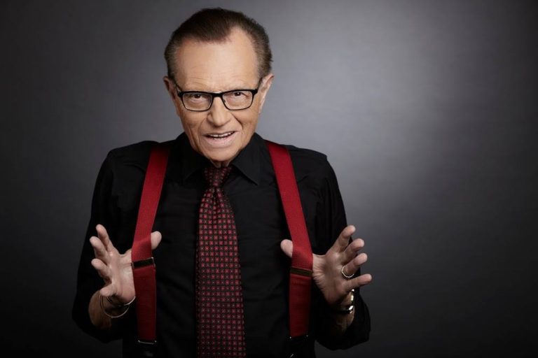 Zmarł legendarny amerykański dziennikarz – Larry King. Przyczyną był koronawirus