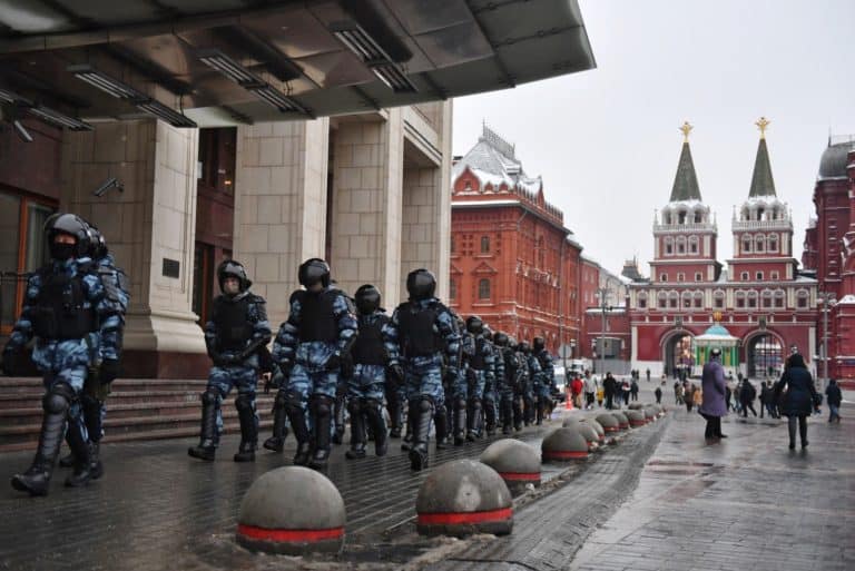 Protesty w Rosji po zatrzymaniu Nawalnego: 110 tys. protestujących, 3,3 tys. zatrzymanych