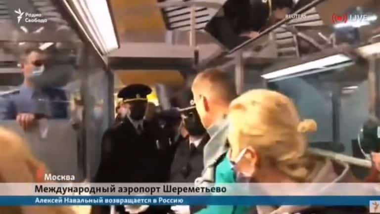 Aleksiej Nawalny został aresztowany zaraz po powrocie do Rosji