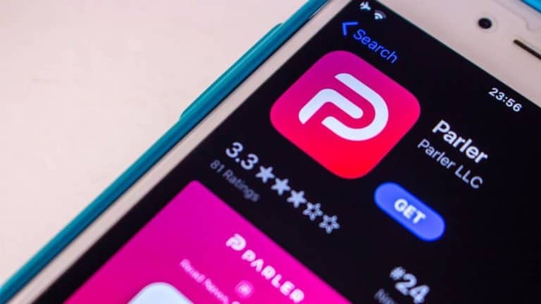 Google i Apple usuwają aplikację Parler ze swoich sklepów