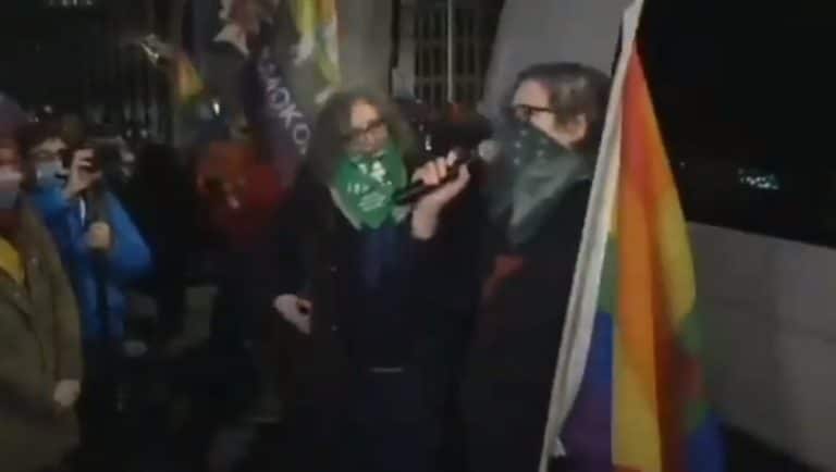 „Kobietą może nie jestem, ale macicę zdecydowanie mam”
