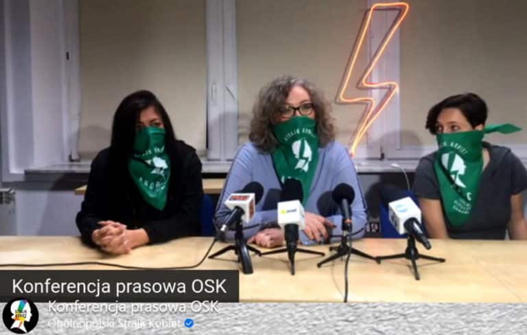 Aktywistki Strajku Kobiet założyły zielone chusty i… idą na wojnę