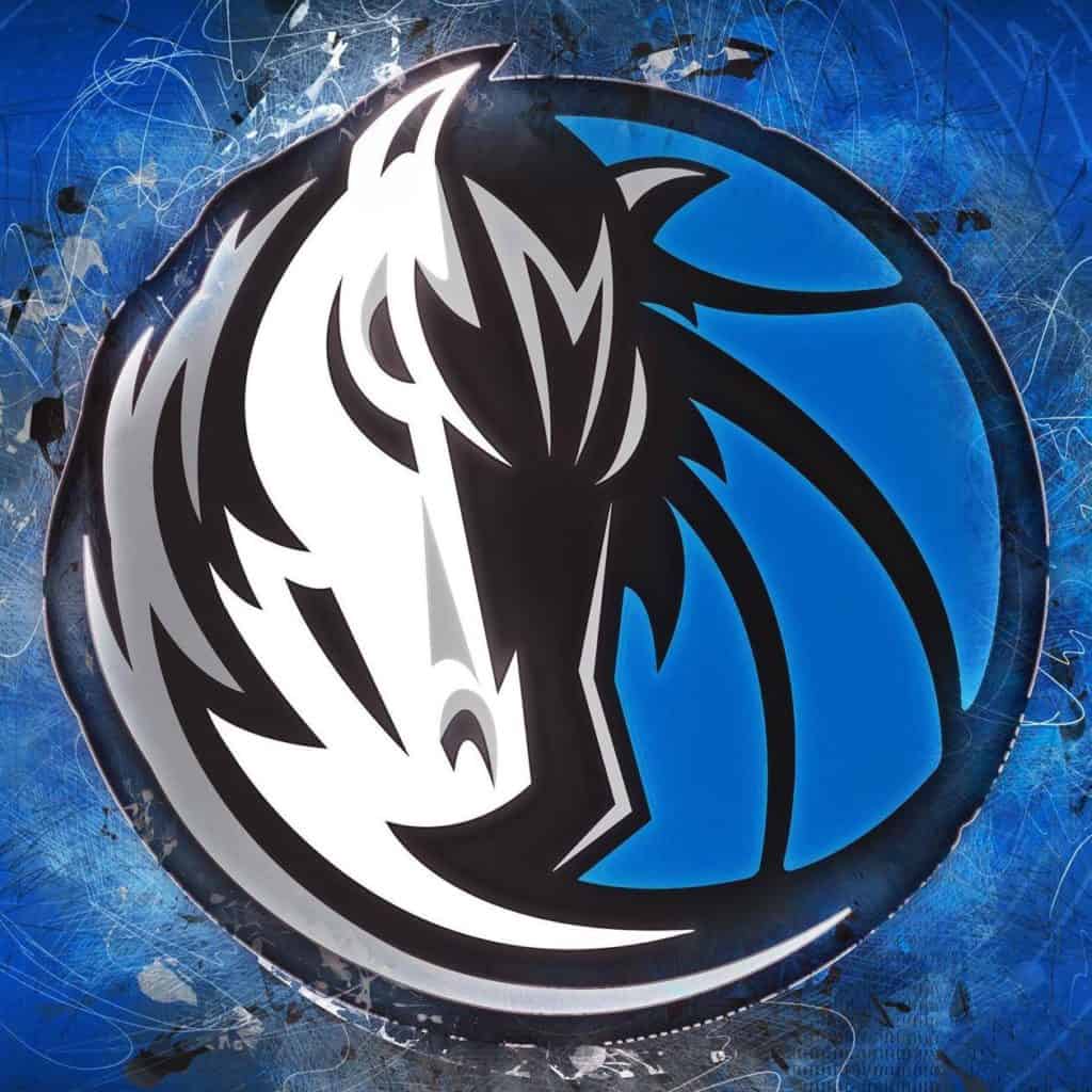 W hali drużyny koszykarskiej Dallas Mavericks zaprzestano odtwarzania hymnu USA przed meczami