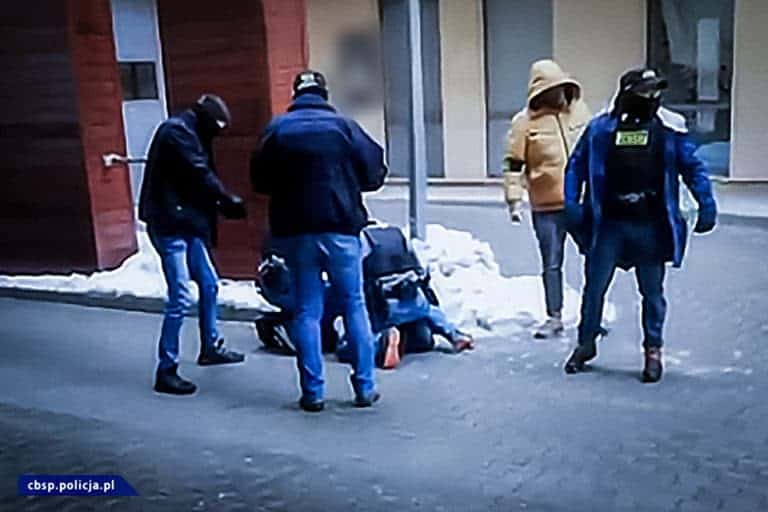 Rozbito zorganizowaną grupę przestępczą zajmującą się multiprzestępczością