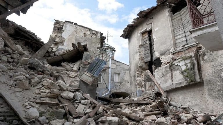 Polacy udzielili pomocy finansowej dotkniętej trzęsieniem ziemi Chorwacji
