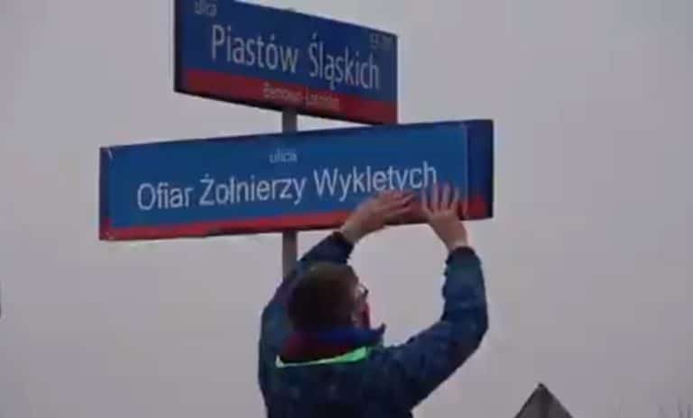 Lewacy uczcili zabitych przez polskich partyzantów