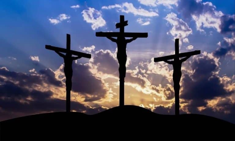 Triduum Paschalne. Wytyczne biskupów dotyczące liturgii