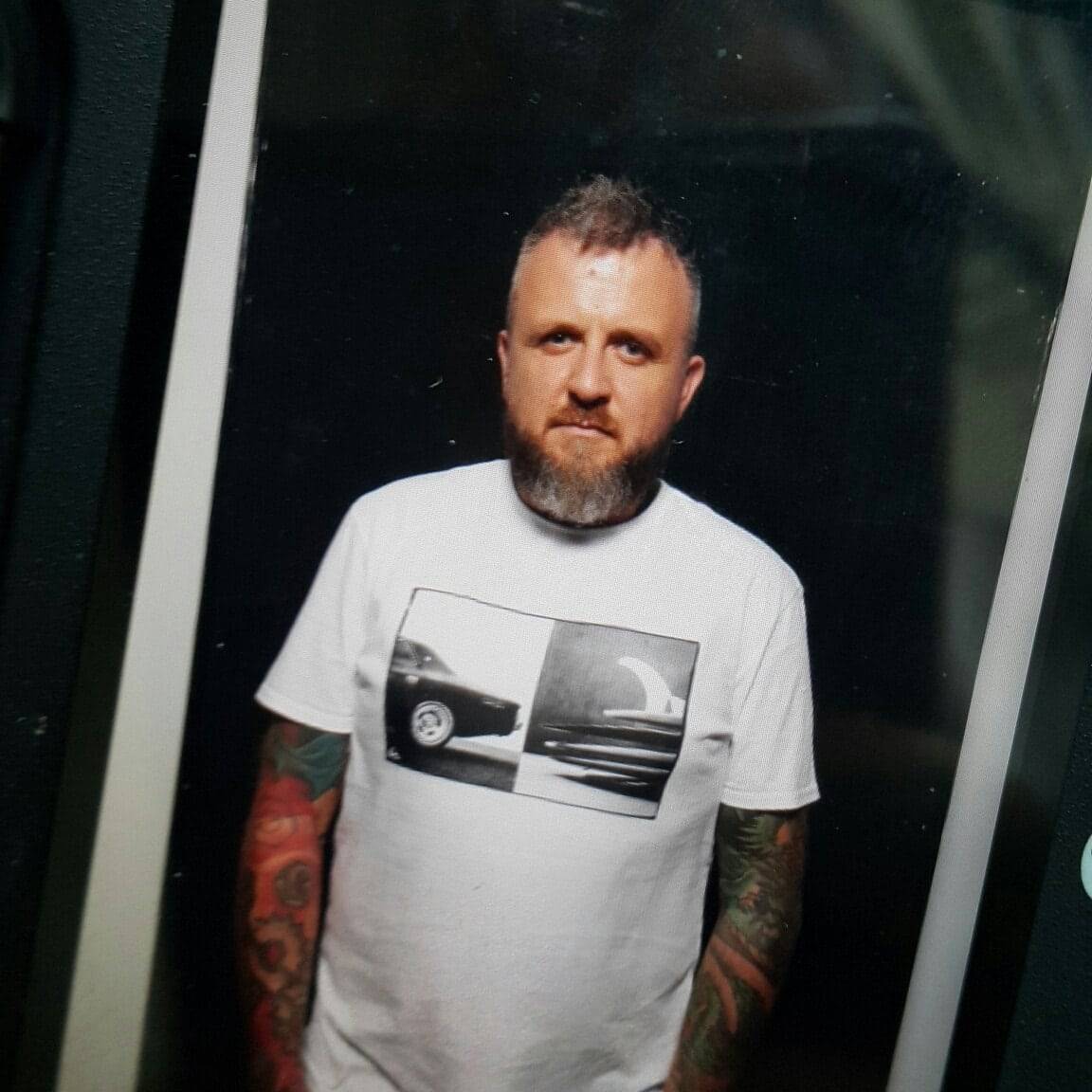 Lewacki dziennikarz Jakub Wątły życzy Tadeuszowi Cymańskiemu cierpienia w związku z jego chorobą