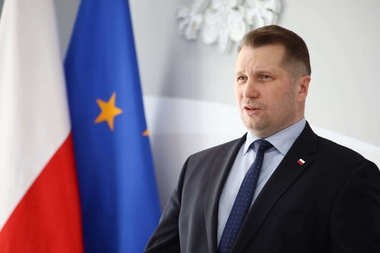 Minister Czarnek do dziennikarza TVN24: „Na litość boską… Niech pan zadaje poważniejsze pytania”